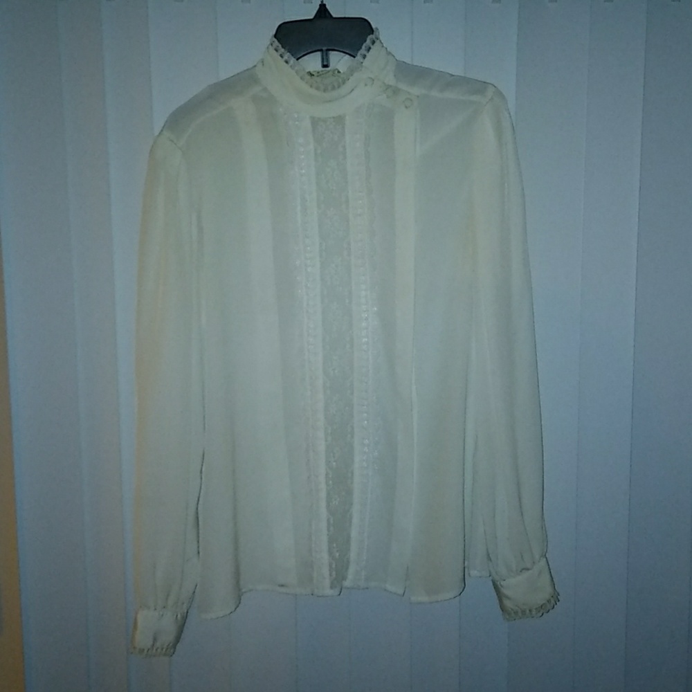 Vintage 80s Llyod Willams Ling Sleeve White Blouse